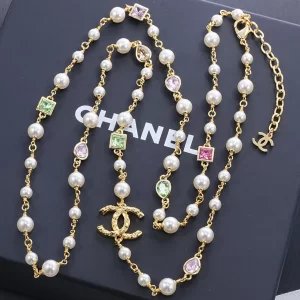 Chanel Coco CC Logo Pearls Necklaces