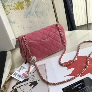 Luxury Womens Handbags Chanel Mini Velvet Flap Bag 20x13x7CM A118PP750 AA138862