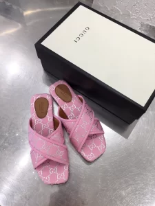 Luxury Womens Shoes Gucci GG Fabric Slide Sandal in Pink 35 To 40 A136PP380 AA145900