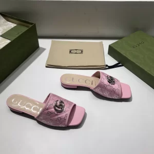 Gucci GG Canvas Slides Sandal Pink 