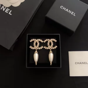 Luxury Womens Jewelry Chanel Cyrstals CC Logo Drop Earrings A39PP150 AA150211