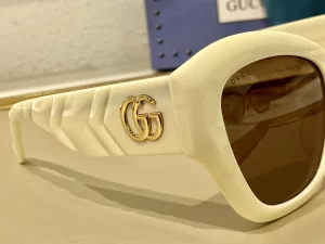 Luxury Womens Sunglasses Gucci Luxury Sunglasses Gucci A65PP180 AA152605