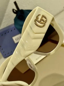 Luxury Womens Sunglasses Gucci Luxury Sunglasses Gucci A65PP180 AA152605