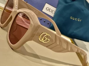 Luxury Womens Sunglasses Gucci Luxury Sunglasses Gucci A65PP180 AA152606