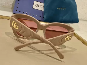 Luxury Womens Sunglasses Gucci Luxury Sunglasses Gucci A65PP180 AA152606