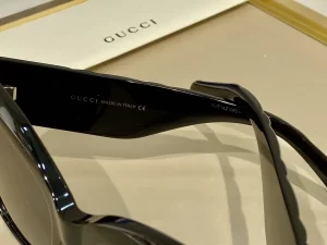 Luxury Womens Sunglasses Gucci Luxury Sunglasses Gucci A65PP180 AA152607