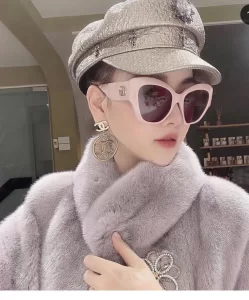 Luxury Womens Sunglasses Gucci Luxury Sunglasses Gucci A65PP180 AA152607