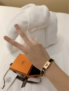 Luxury Womens Jewelry Hermes Clic Anneau Bracelet in Black A205PP220 AA154475