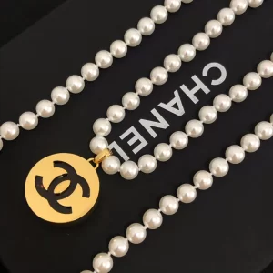 Luxury Womens Jewelry Chanel Round CC and White Pearls Necklaces A39PP240 AA155733