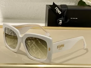 Fendi Luxury Sunglasses FF0435 