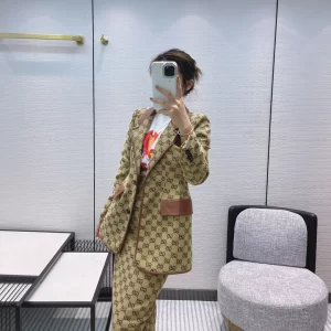 Luxury Womens Clothing Gucci Vintage GG Supreme Canvas Jacket SML A198PP880 AA156961