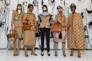 Luxury Womens Clothing Gucci Vintage GG Supreme Canvas Jacket SML A198PP880 AA156961