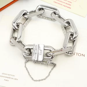 Louis Vuitton Bracelet LV Edge Silver Bracelet 