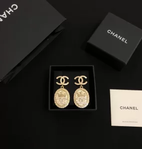 Luxury Womens Jewelry Chanel Earring Chanel Gold CC and Tag Earrings A39PP125 AA160839