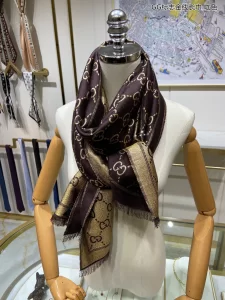 Luxury Womens Scarf Gucci GG Jacquard Silk Scarf in Brown 50x195CM A151PP200 AA162932