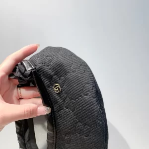 Luxury Womens Hats Gucci GG Fabric Beret Hat in Black A190PP90 AA164467