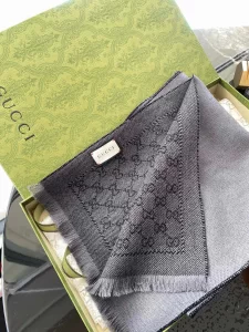 Luxury Womens Scarf Gucci GG Supreme Silk Scarf in Black 23x180CM A151PP180 AA170976