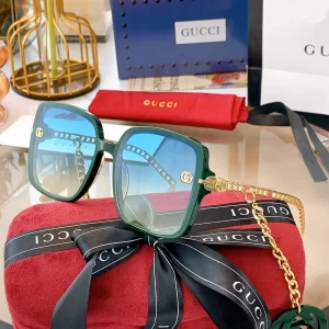 Gucci Luxury Sunglasses GG0742 