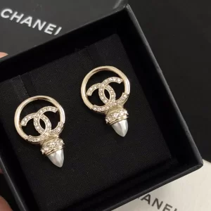 Luxury Womens Jewelry Chanel Earring Chanel Crystals CC Earrings A39PP130 AA171551