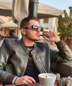 Replica Womens Sunglasses Versace Luxury Sunglasses VE4089 Black A182PP180 AA175194