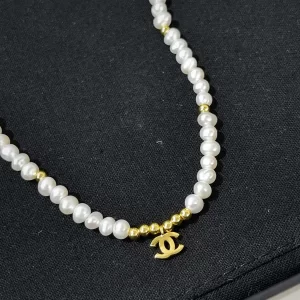Replica Womens Jewelry Chanel VIP Gold CC Logo Pearls Necklace A62PP280 AA179291