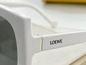 Replica Womens Sunglasses Loewe Replica Sunglasses LW40054U A65PP180 AA179614