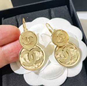 Chanel VIP Gold CC Round Earrings 