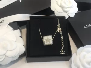 Replica Womens Jewelry Chanel Dice Pendant Necklace in White A39PP180 AA187118