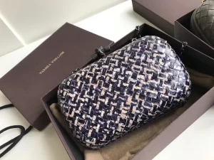 Replica Womens Handbags Bottega Veneta Chain Knot Clutch Bag 20CM A103PP1180 AA187301