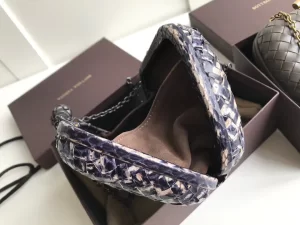 Replica Womens Handbags Bottega Veneta Chain Knot Clutch Bag 20CM A103PP1180 AA187301