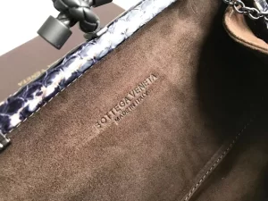 Replica Womens Handbags Bottega Veneta Chain Knot Clutch Bag 20CM A103PP1180 AA187301