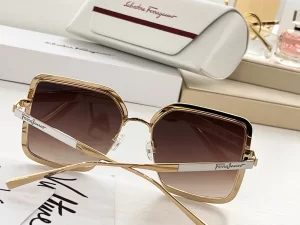 Replica Womens Sunglasses Ferragamo Replica Sunglasses SF9035 A65PP180 AA188224
