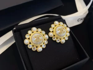 Replica Womens Jewelry Chanel Crystals CC Logo Round Earrings A39PP180 AA188420