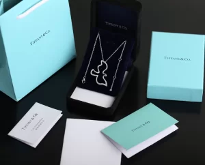 Replica Womens Jewelry Tiffany Diamonds Bird Pendant Necklace A205PP280 AA188568