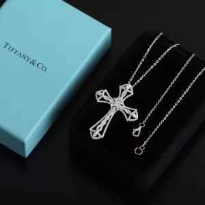 Replica Womens Jewelry Tiffany Diamonds Cross Pendant Necklace A205PP280 AA188564