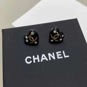 Essenceofluxury Womens Jewelry Chanel CC Logo Black Heart Earrings A152PP180 AA192749