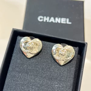 Replica Womens Jewelry Chanel Gold Heart Earrings A62PP180 AA193366
