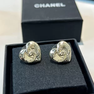 Replica Womens Jewelry Chanel Gold Heart Earrings A62PP180 AA193366