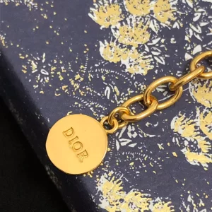 Essenceofluxury Womens Jewelry Dior Jadior Heart Necklace in Gold A39PP280 AA194563