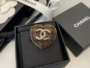 Chanel CC Logo Tweed Heart Brooch Brown 