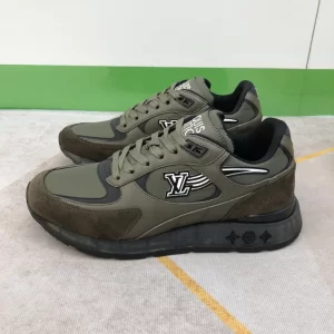 Essenceofluxury Mens Shoes Louis Vuitton Run Away Sneaker in Green 38 To 44 A151PP580 AA199739