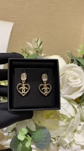 Essenceofluxury Womens Jewelry Chanel Crystals CC Logo Gold Heart Earrings A152PP180 AA200452