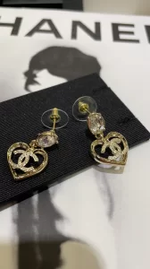 Essenceofluxury Womens Jewelry Chanel Crystals CC Logo Gold Heart Earrings A152PP180 AA200452