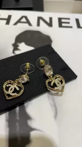 Essenceofluxury Womens Jewelry Chanel Crystals CC Logo Gold Heart Earrings A152PP180 AA200452