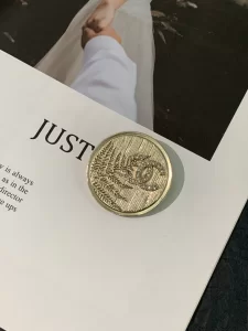 Essenceofluxury Womens Jewelry Chanel Crystals CC Logo Gold Round Brooch A152PP180 AA200842