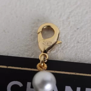 Essenceofluxury Womens Jewelry Chanel Pearls Necklaces A39PP280 AA201418