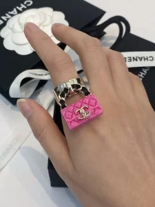 Essenceofluxury Womens Jewelry Chanel Rings with Iconic Flap Bag Pink A39PP180 AA201672