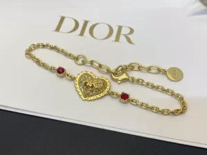Essenceofluxury Womens Jewelry Dior Heart Pendant Bracelet A39PP180 AA203895