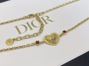 Essenceofluxury Womens Jewelry Dior Heart Pendant Necklaces A39PP180 AA203894