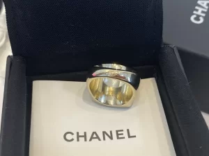 Chanel Crystal CC Gold Rings